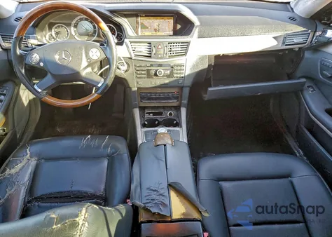 2010 Mercedes-Benz E 350 z USA, uszkodzony, nr VIN WDDHF5GB9AA048037